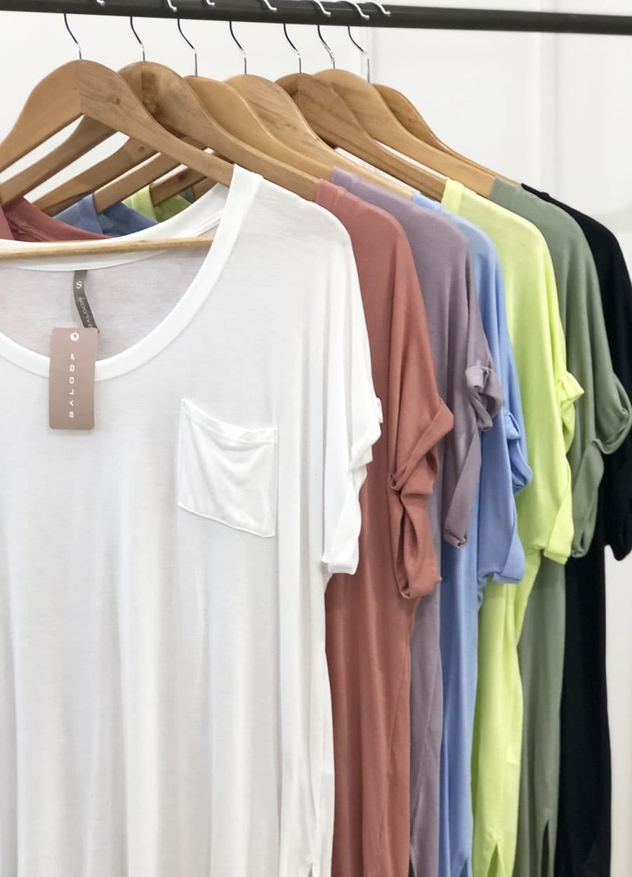 Remera viscosa con bolsillo 