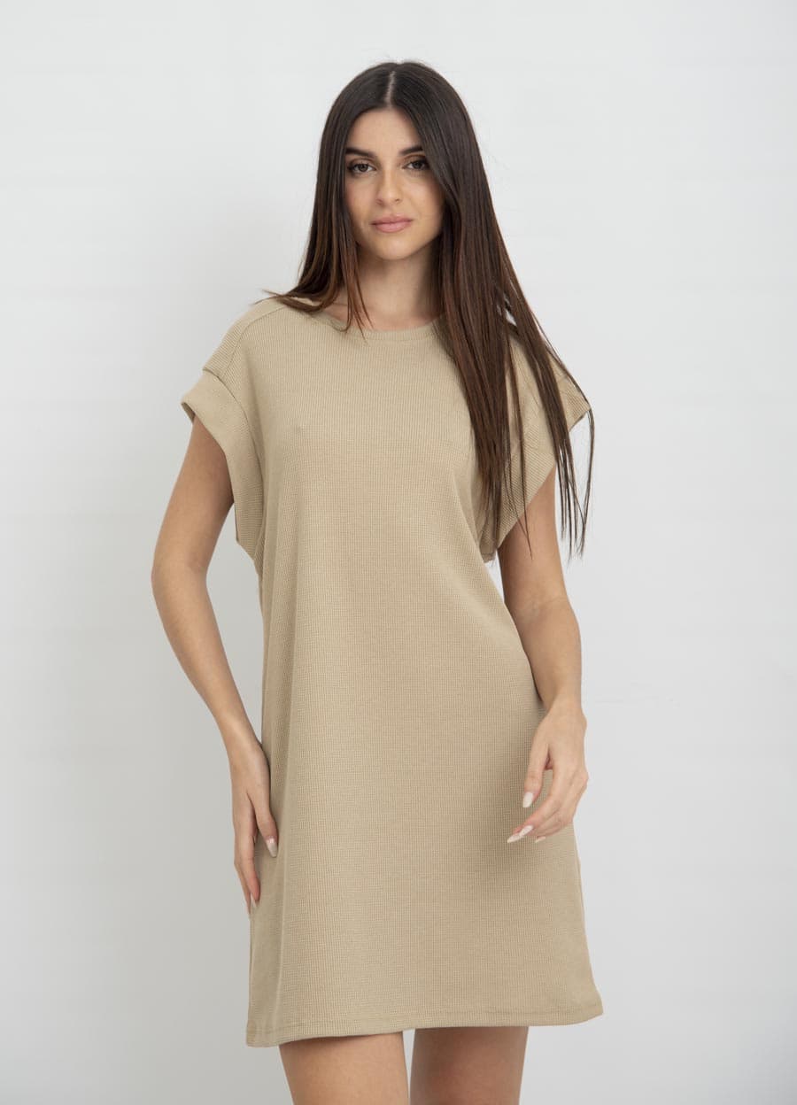 Vestido waffle con vista en manga