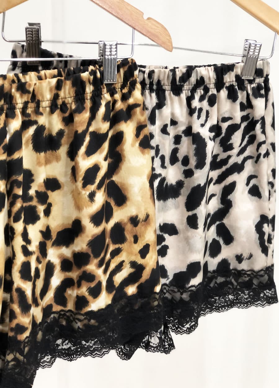 Short lencero con puntilla