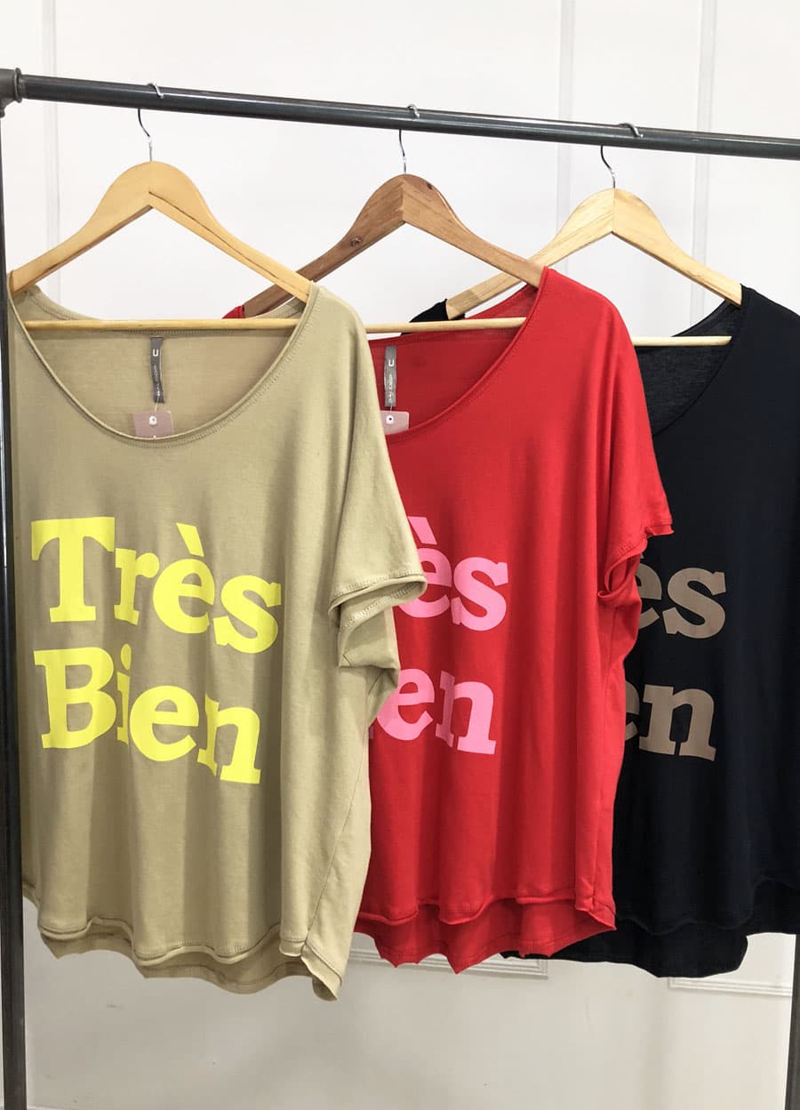 Remera TRES BIEN