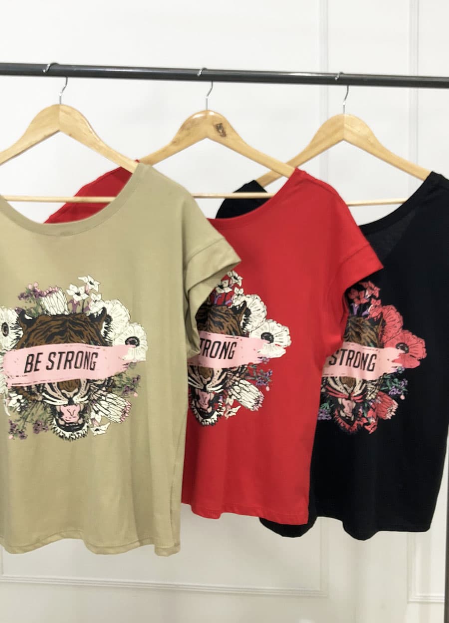 Remera BE STRONG